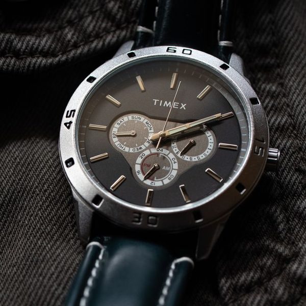 Date Display Green Dial Mechanical Watch